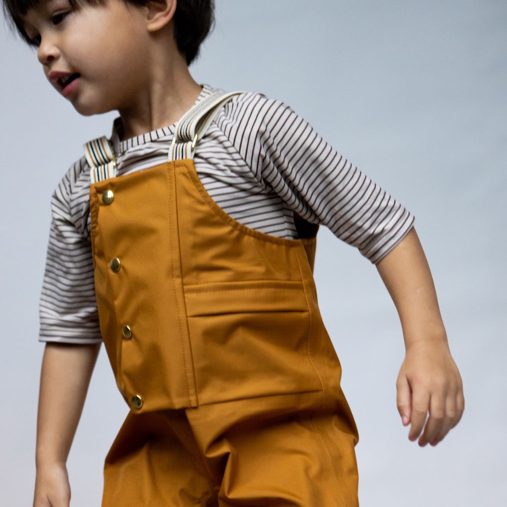 Fairechild dungaree rain pants in store golden rod size 4-6