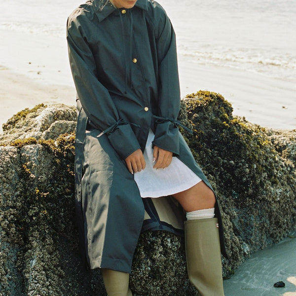 Women's Mackintosh Rain Coat - Obsidian – Fairechild™ – fairechild™